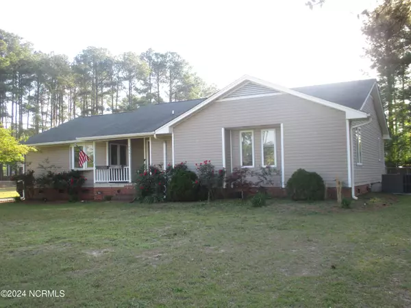 9661 Turnpike RD,  Laurinburg,  NC 28352