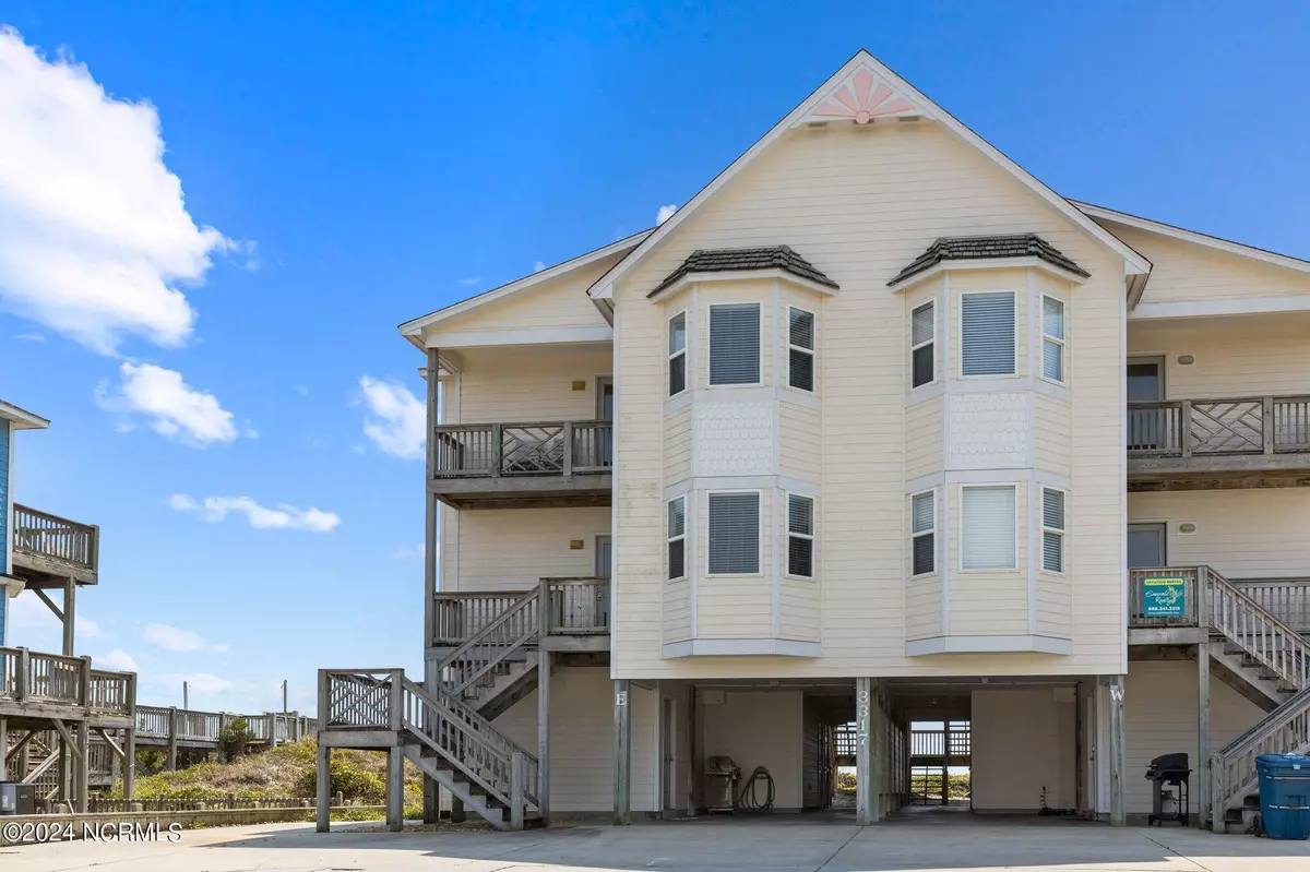 Emerald Isle, NC 28594,3317 Ocean Drive #East