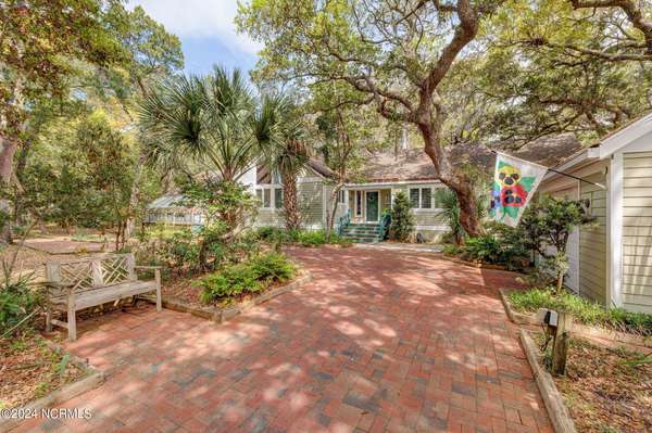 5 Bay Tree TRL, Bald Head Island, NC 28461