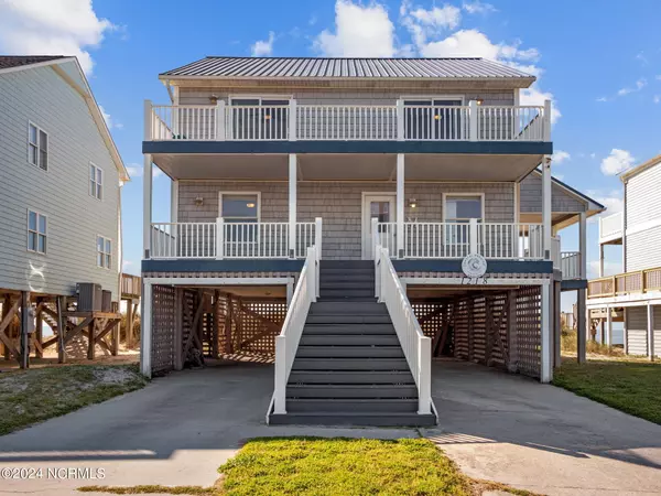 North Topsail Beach, NC 28460,1218 New River Inlet RD