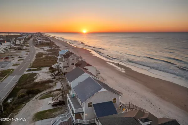 North Topsail Beach, NC 28460,1218 New River Inlet RD