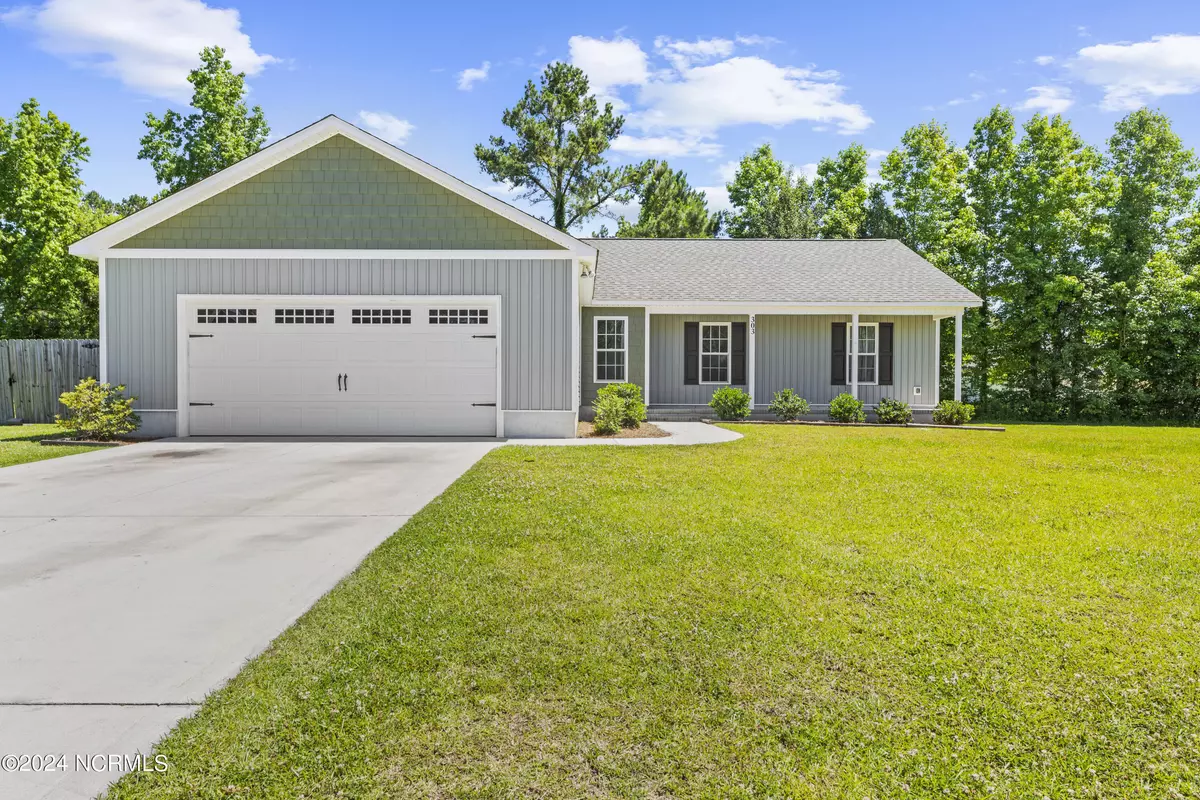 Jacksonville, NC 28540,303 Buckeye CT S