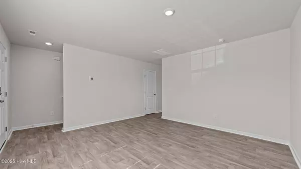 Greenville, NC 27834,4101 Laurel Ridge DR #D
