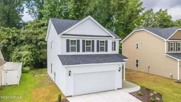 New Bern, NC 28560,212 Hawks Bluff DR