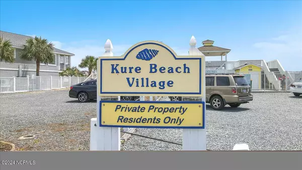 Kure Beach, NC 28449,840 Settlers LN