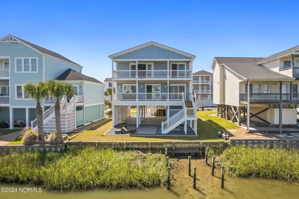 Holden Beach, NC 28462,126 Durham ST