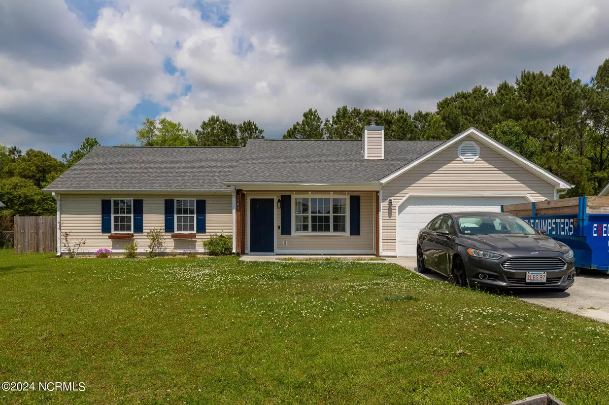 Hubert, NC 28539,141 Glenwood DR