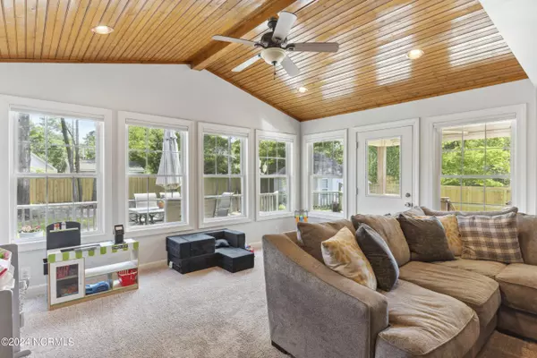 Wilmington, NC 28409,121 Grainger Point RD