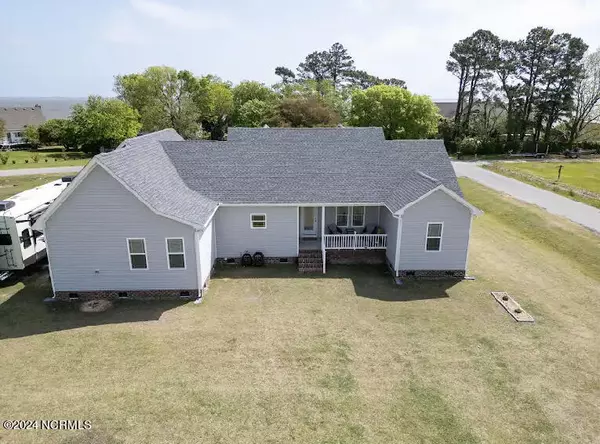 Aydlett, NC 27916,146 Sandy LN