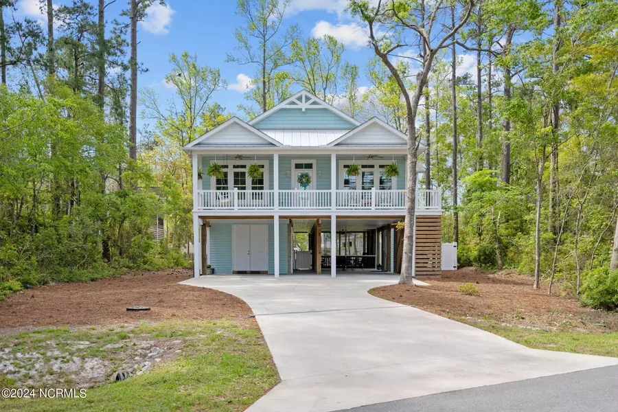 1505 W Yacht DR, Oak Island, NC 28465