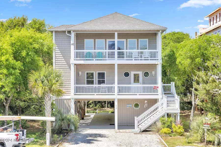 119 Atkinson RD, Surf City, NC 28445