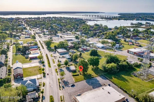 1101 Broad ST, New Bern, NC 28560