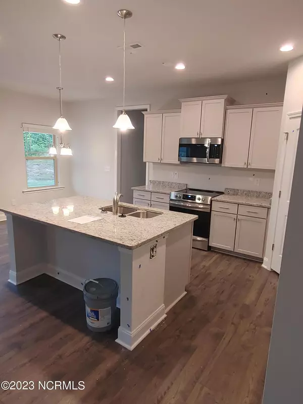 Swansboro, NC 28584,505 Red Drum WAY