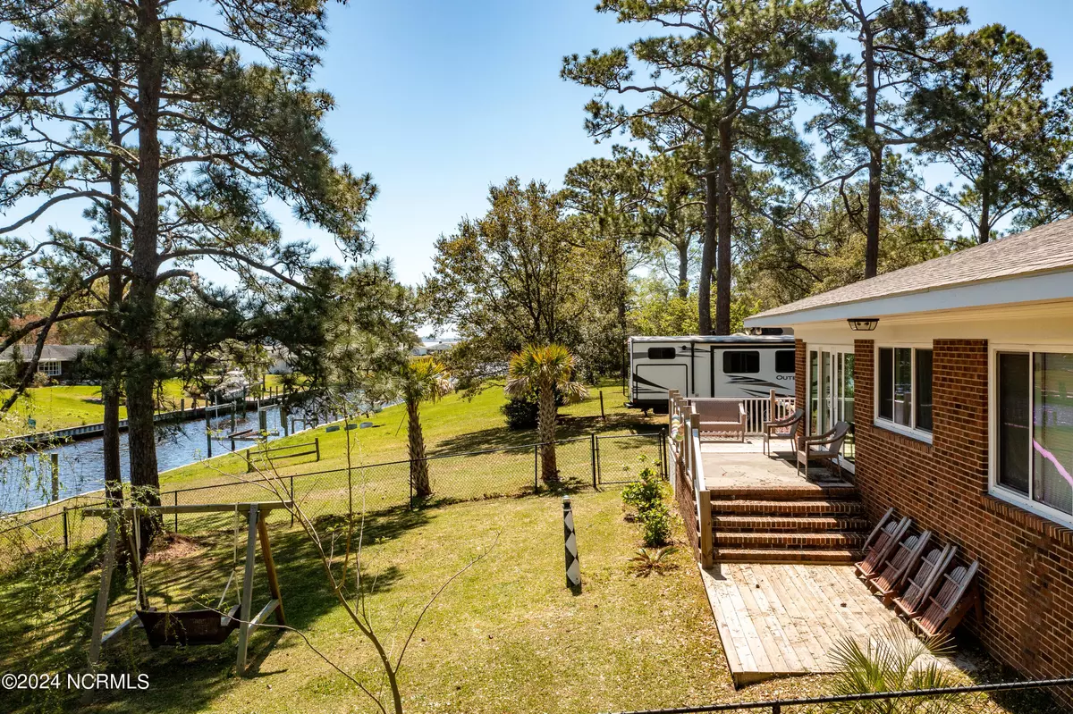 Newport, NC 28570,315 Holly Lane