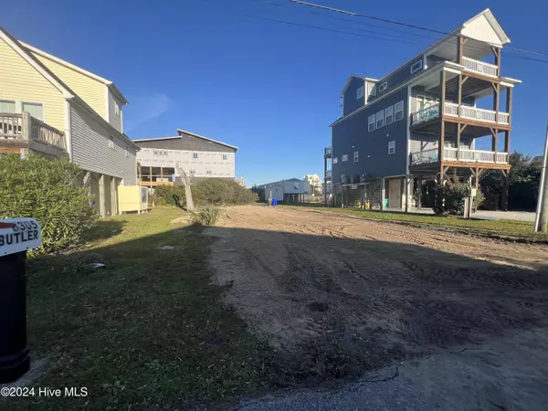 North Topsail Beach, NC 28460,8304 5th AVE