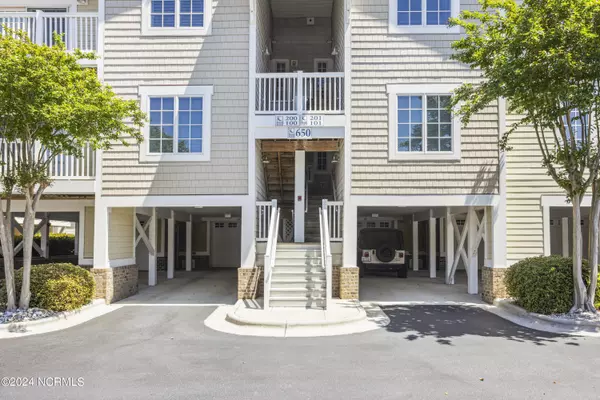 Carolina Beach, NC 28428,650 Saint Joseph ST #Unit 201