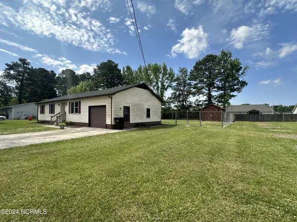 Elizabeth City, NC 27909,101 Dennis DR