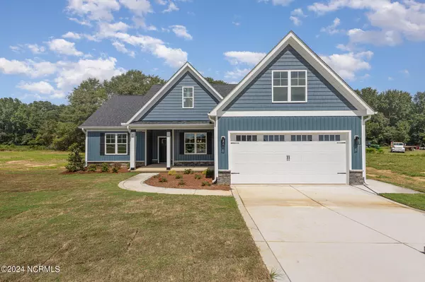 49 Tanseyleaf DR, Smithfield, NC 27577