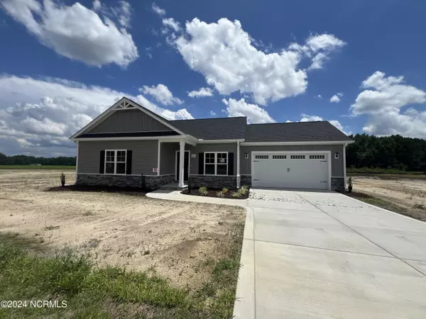54 Oakbridge WAY, Pikeville, NC 27863