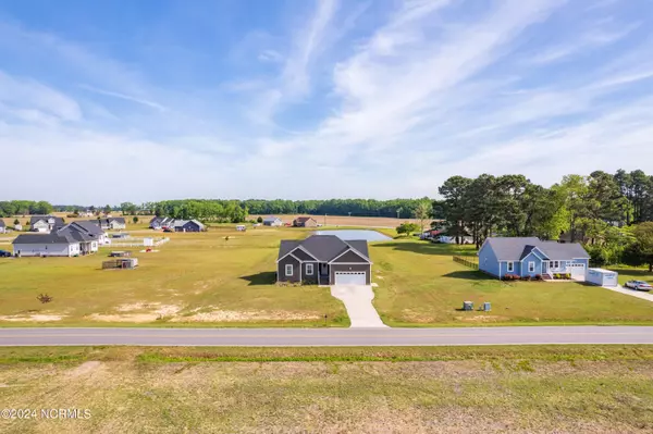 Shawboro, NC 27973,408 Bartlett RD