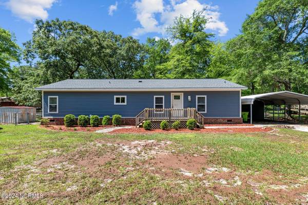 405 Sand Ridge RD,  New Bern,  NC 28560