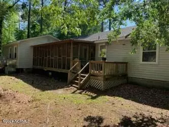 Burgaw, NC 28425,9945 Nc Highway 53 E