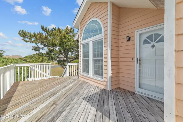 Emerald Isle, NC 28594,101 Clipper CT