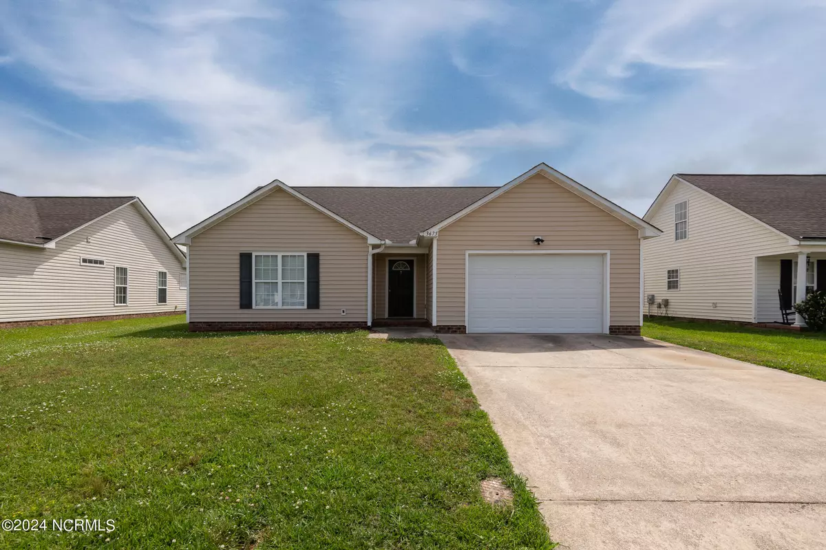 Ayden, NC 28513,3675 Highland DR