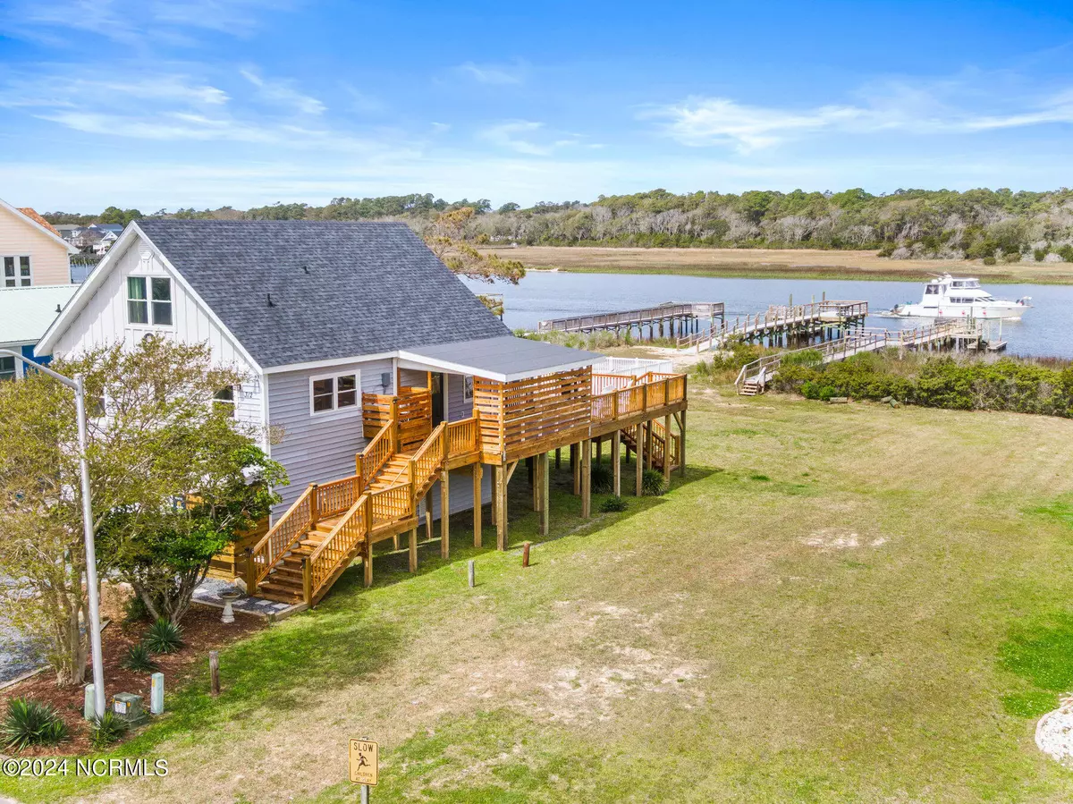 Holden Beach, NC 28462,312 Sand Dune LN