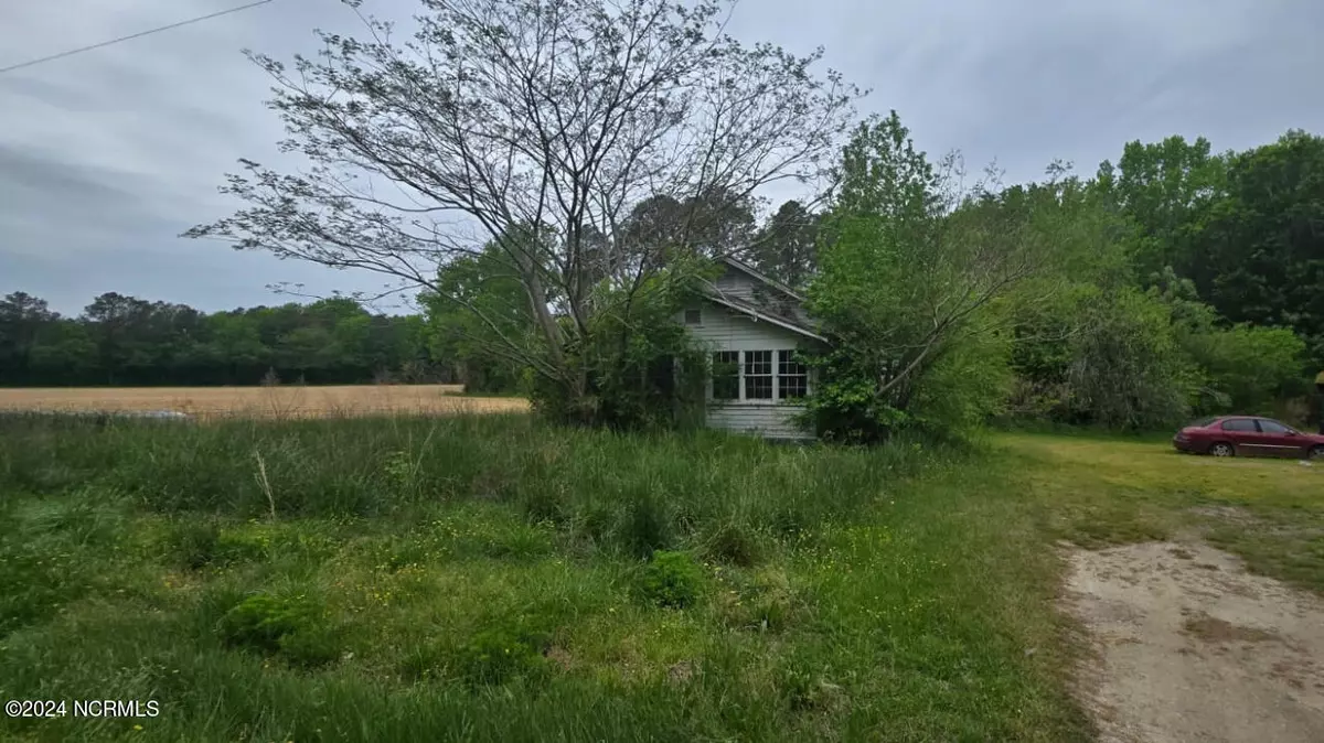 Ahoskie, NC 27910,236 Mount Moriah RD