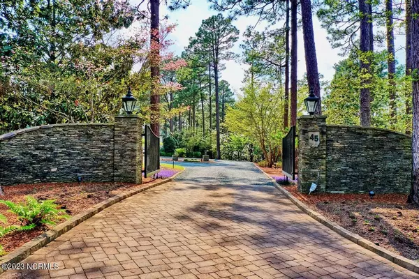 Pinehurst, NC 28374,45 Chestertown DR