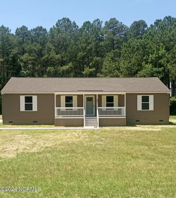 107 Spivey RD, Hobbsville, NC 27946