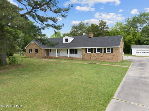 209 E Jackson ST, Rich Square, NC 27869