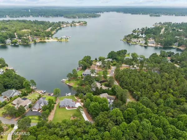 West End, NC 27376,222 Finch Gate DR