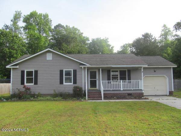 863 Mill River RD,  Jacksonville,  NC 28540