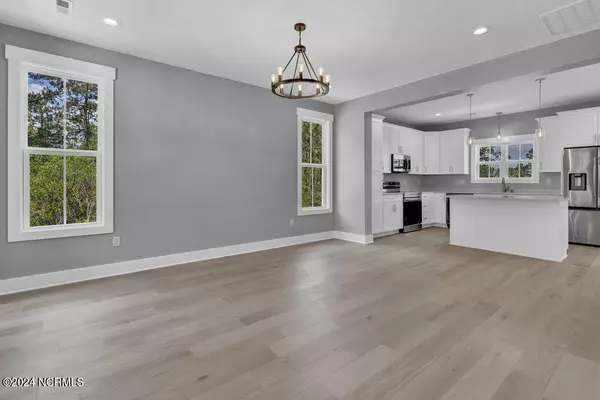 Holly Ridge, NC 28445,108 Village DR