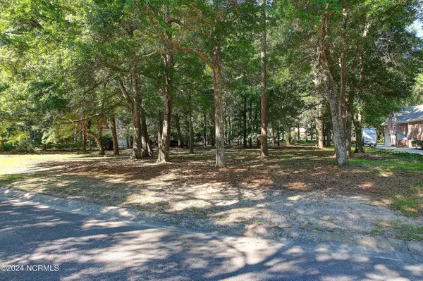 1261 Harbour Gate SW, Calabash, NC 28467