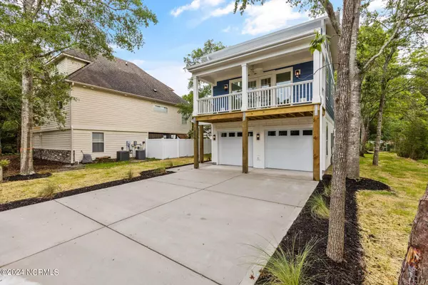 Oak Island, NC 28465,1806 W Oak Island DR