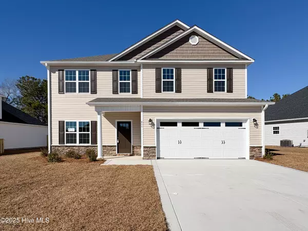 499 Pebble Shore DR, Sneads Ferry, NC 28460