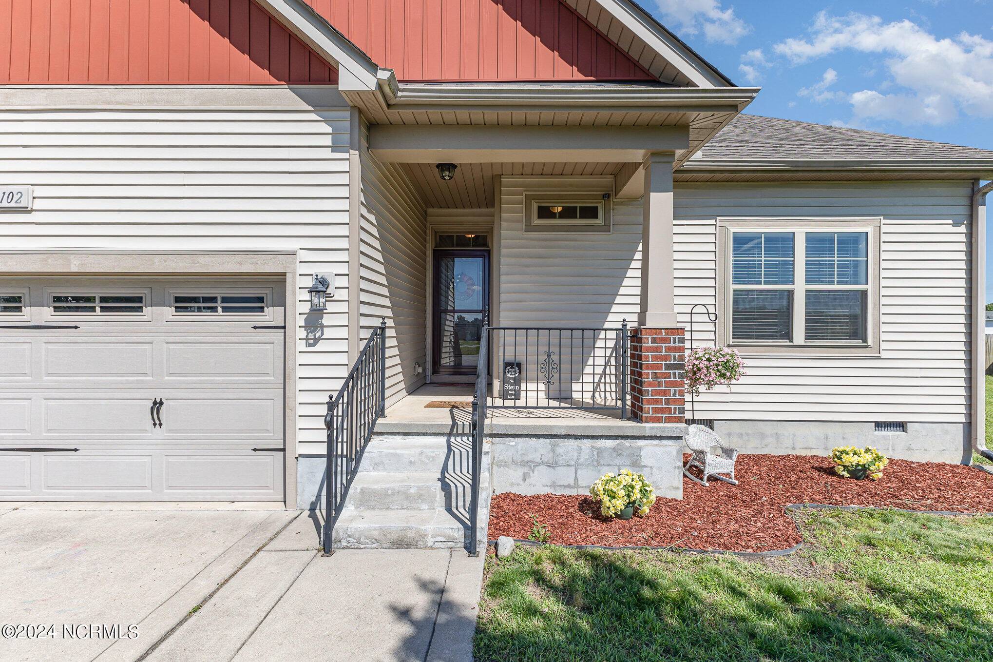 Pikeville, NC 27863,102 Clovis CT