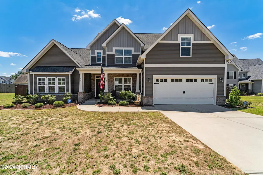 103 Courtyard CIR, Aberdeen, NC 28315