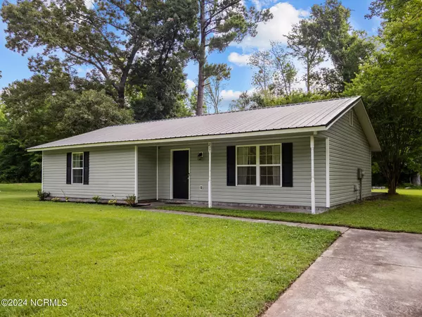 217 Winter PL,  Jacksonville,  NC 28540