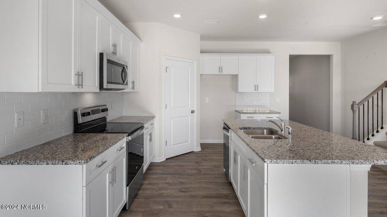 West End, NC 27376,3021 Platinum CIR