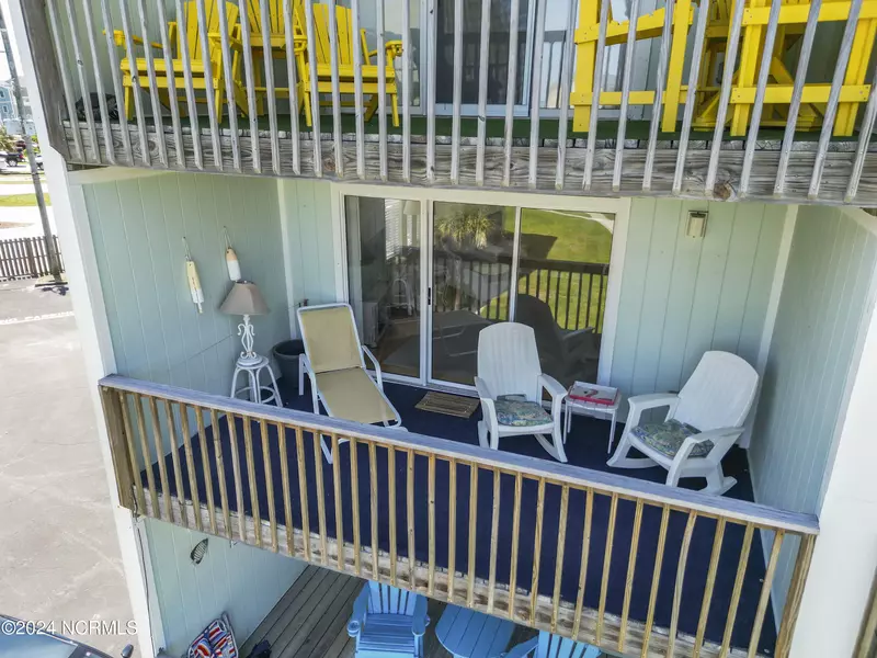 918 N New River DR #321, Surf City, NC 28445