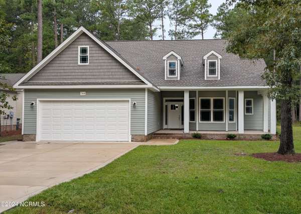 744 Riverbirch DR, Vass, NC 28394