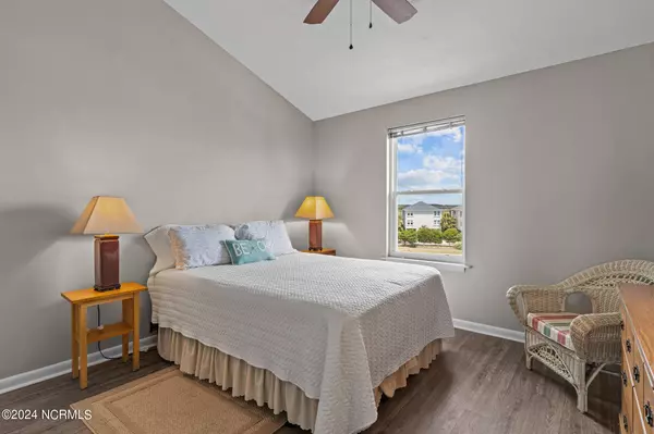 Surf City, NC 28445,918 N New River DR #535