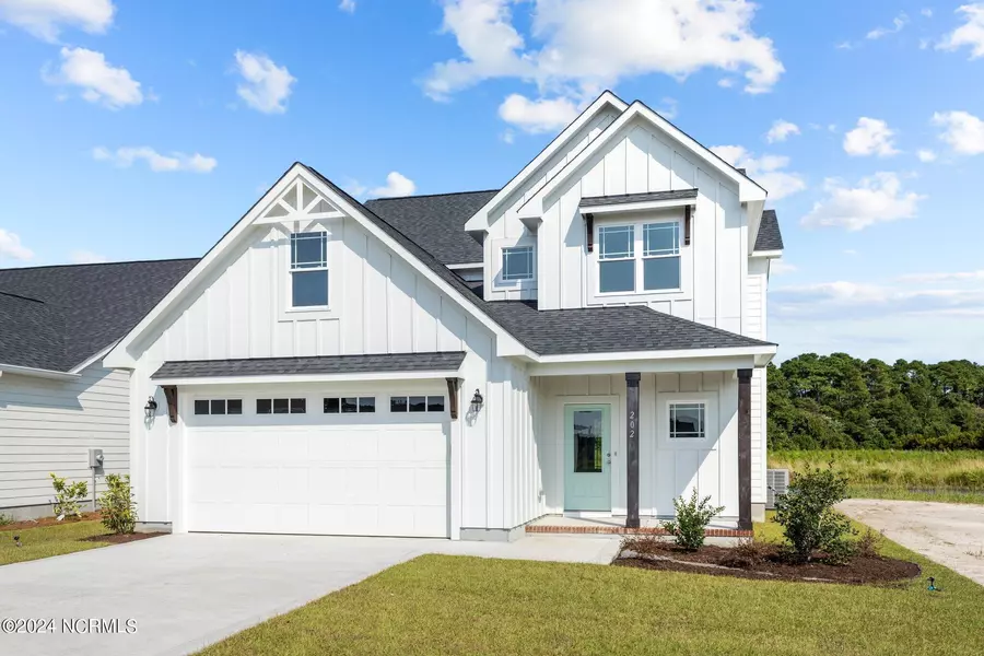 202 Windswept LN, Beaufort, NC 28516