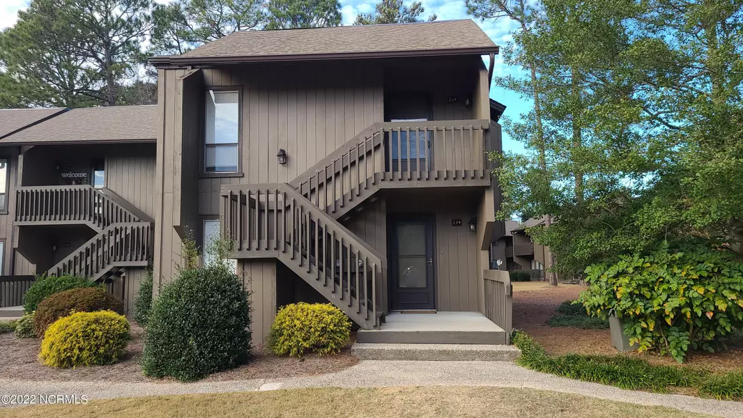 10 Pine Tree RD ## 214, Pinehurst, NC 28374