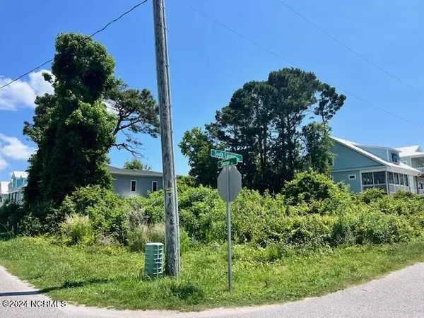 Carolina Beach, NC 28428,706 S South Carolina AVE