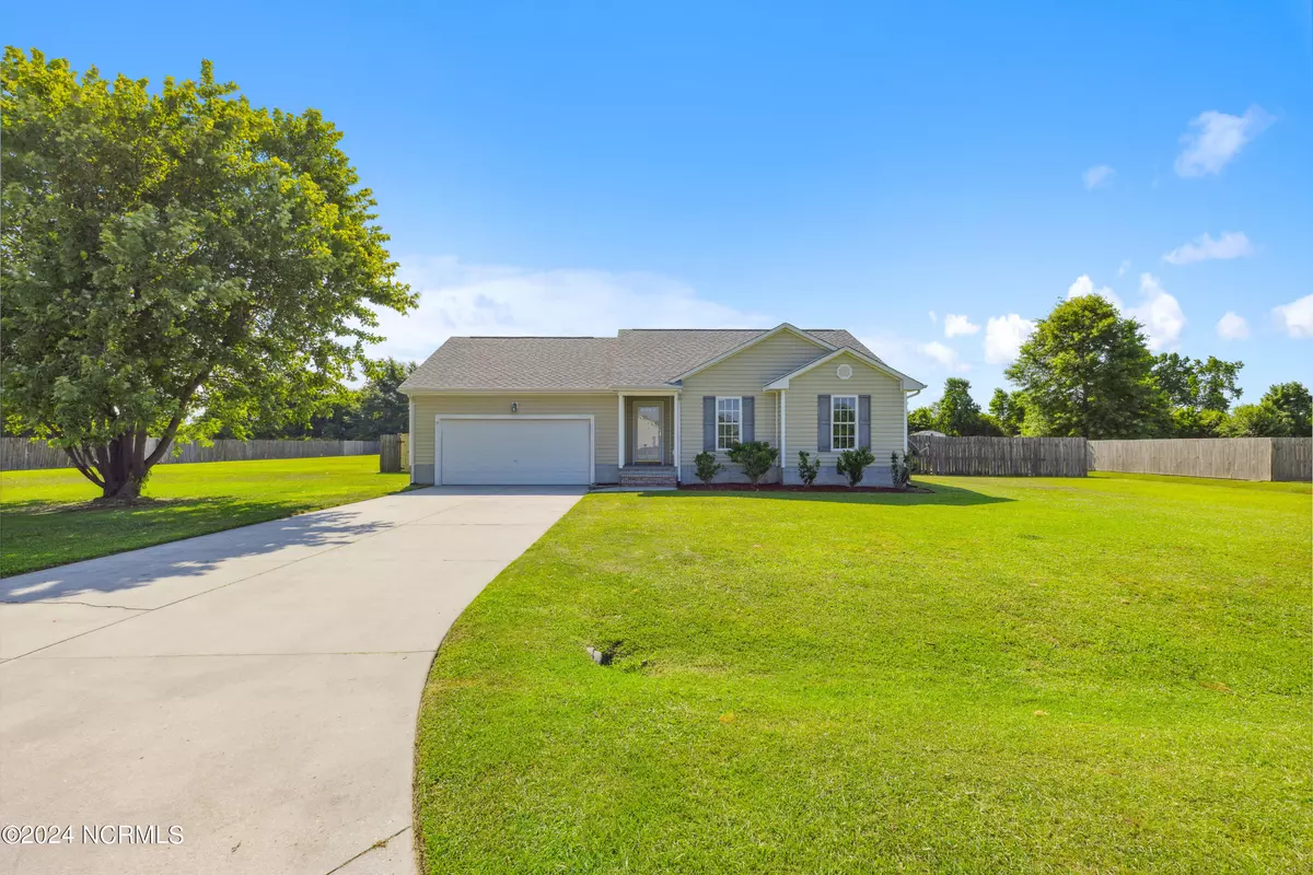 Richlands, NC 28574,209 Bennett LN